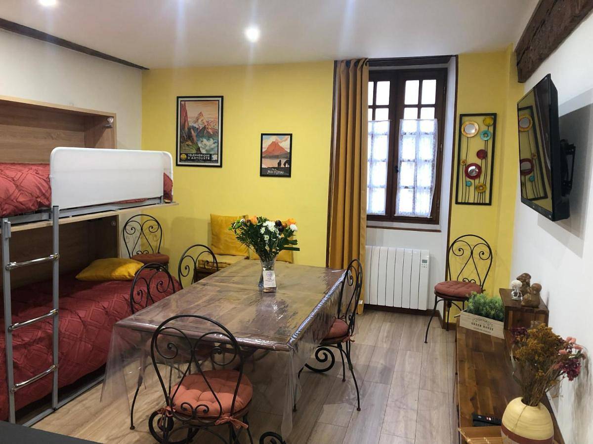 Appartement entier, En toute simplicité in Bielle (Pyrénées-Atlantiques), Béarn