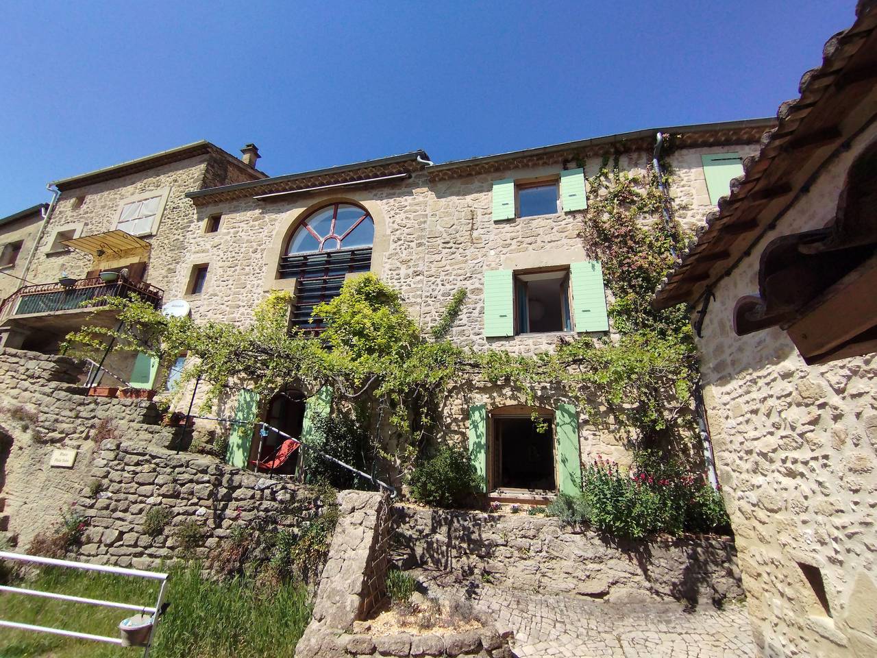 Holiday Home 'Les Remparts' with Mountain View, Private Terrace and Wi-Fi in Grane, Die region