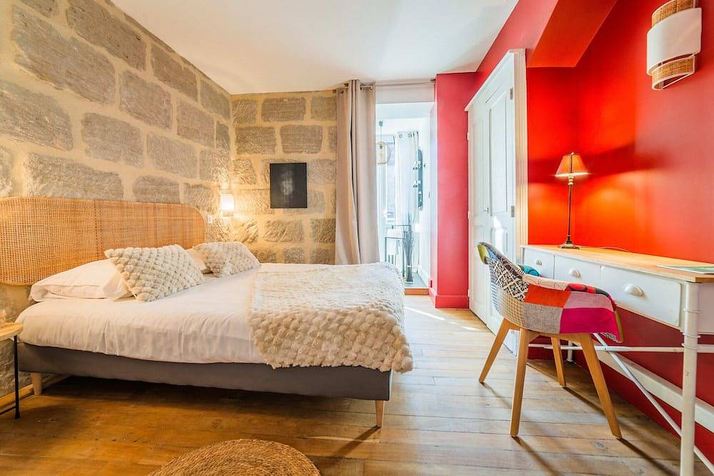 Entire apartment, Escale de Dali - Appartement 1 pièce in Brive-la-Gaillarde, Brive-la-Gaillarde region