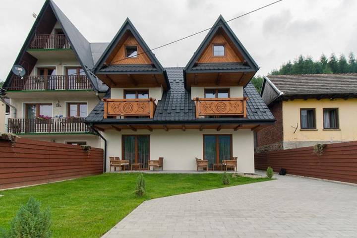 Apartament wakacyjny dla 13 osób, z Balkon i Taras oraz Ogród i Widok w Krościenko nad Dunajcem