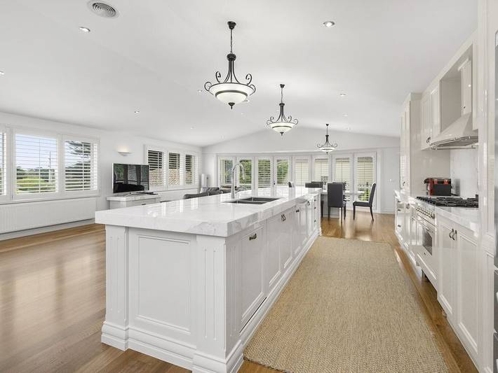 Holiday home for 14 people, with terrace and hot tub in Sorrento (Victoria)