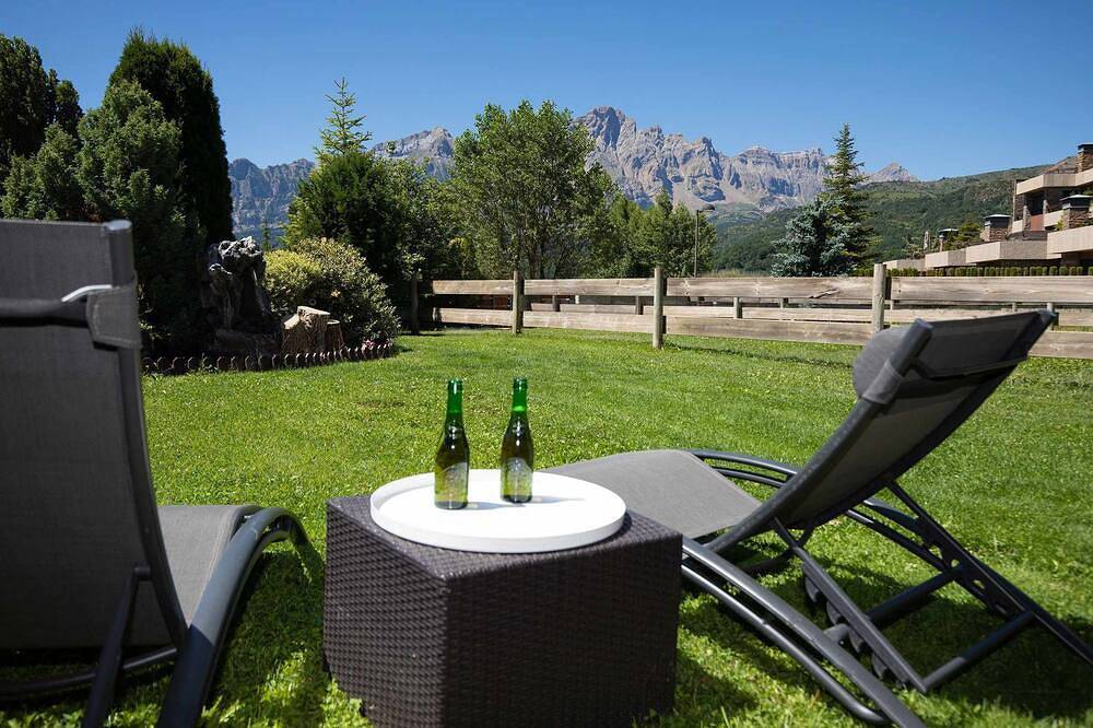Appartement entier, Saras Garden by Bevalle in Panticosa, Pyrénées espagnoles