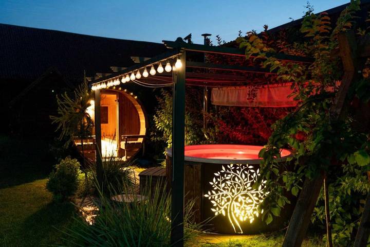 Ferienhaus für 18 Personen, mit Ausblick und Garten sowie Sauna, mit Haustier - 1