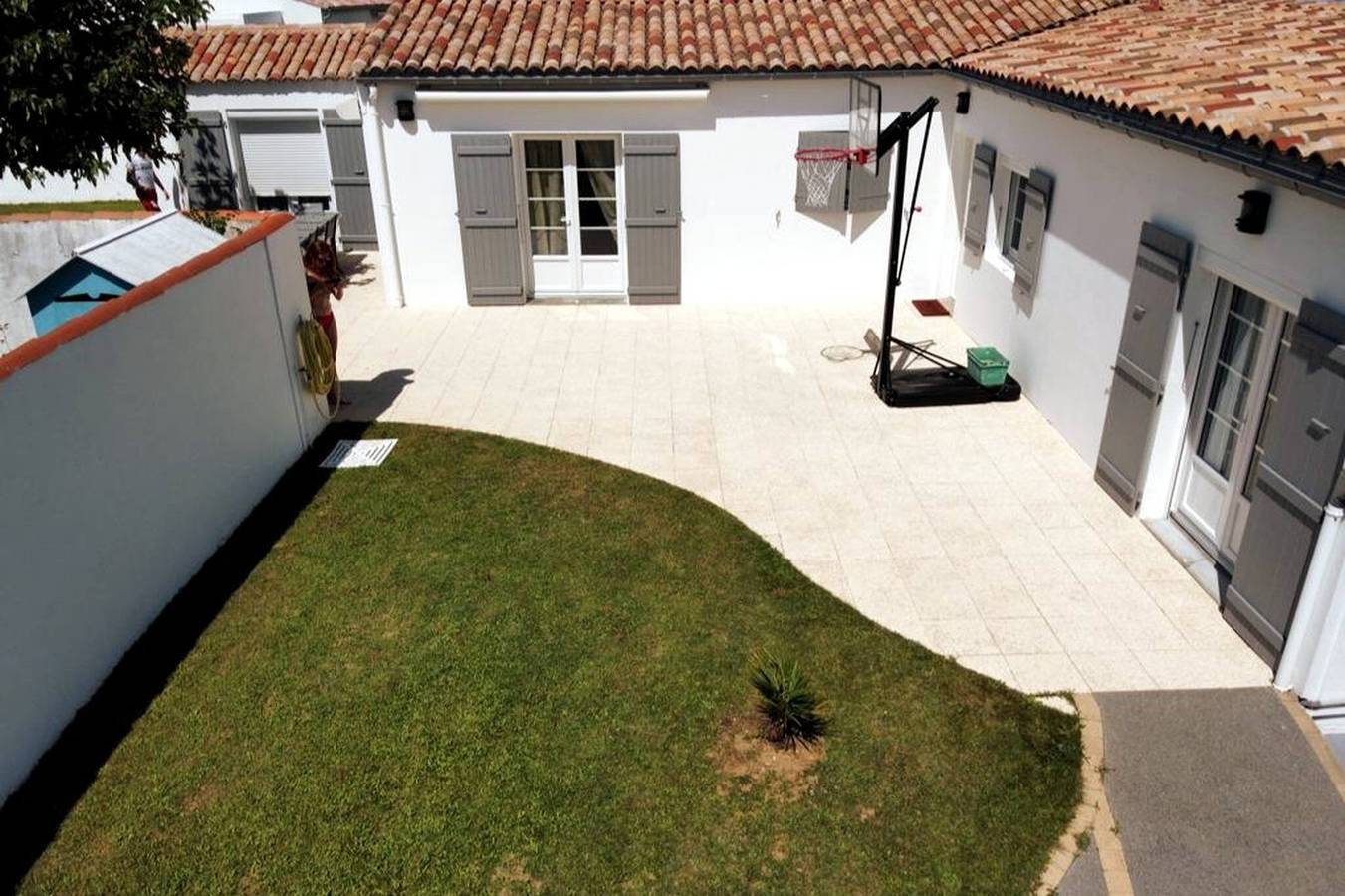 Pretty house with heated pool, close to the ocean in Le Bois-Plage-en-Ré, Ile de Re