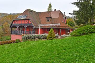 Gîte pour 6 personnes, avec terrasse et jardin, animaux acceptés à Albé