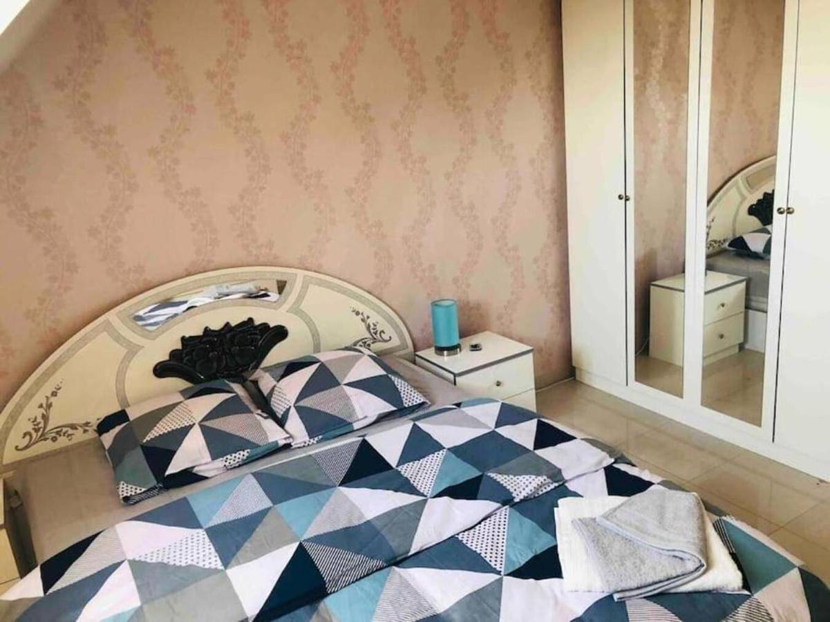Villa 320m2 a 1h30 de Paris in Montcresson, Région de Montargis