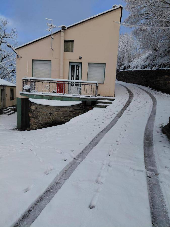 Casa rural para 5 personas, con vistas y terraza, Se admiten mascotas en Comarca de Sarria