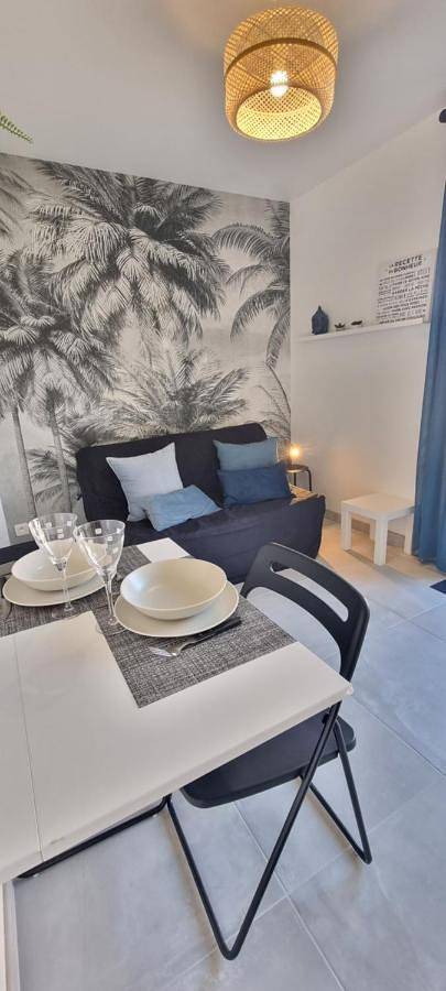 Gîte pour 2 personnes, avec terrasse à Bouville