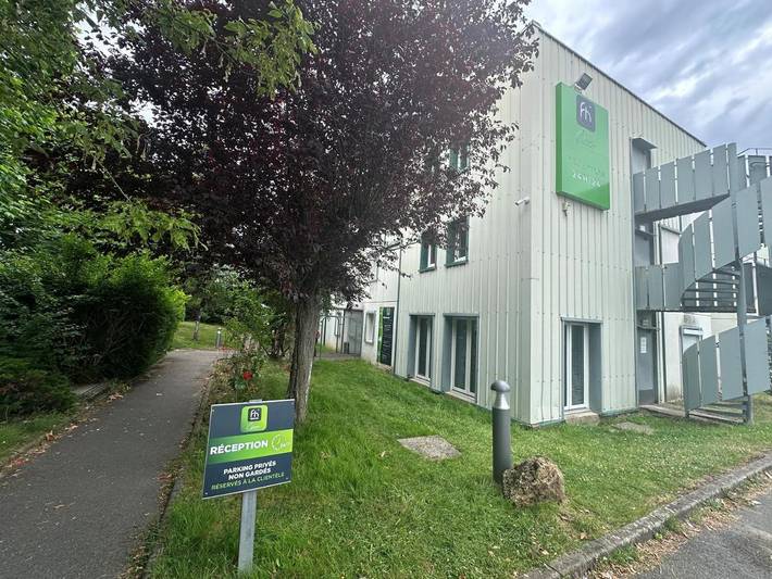 Hôtel pour 2 personnes à Les Ulis - 2