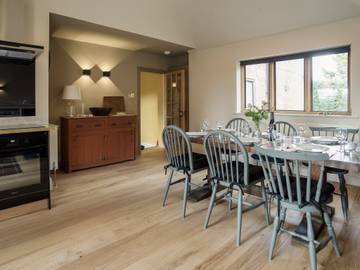 Log Cabin for 6 People in Stretton on Fosse, The Cotswolds, Photo 3