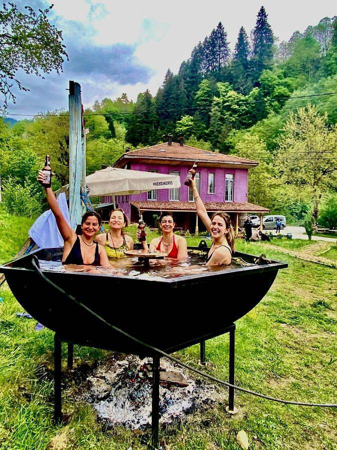 Hotel für 2 Personen, mit Garten und Whirlpool sowie Pool - 1