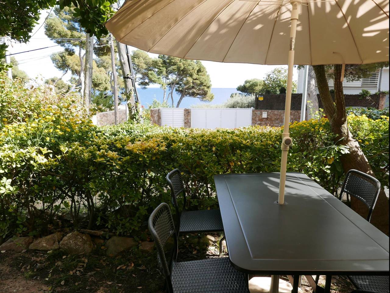 Apartamento vacacional entero, Apartamento con vistas al mar reformado, al Golfet in Palafrugell, Costa Brava