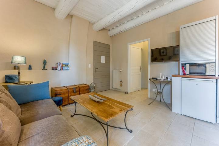 Location de vacances pour 3 personnes, avec Jardin à L'Isle-sur-la-Sorgue - 4