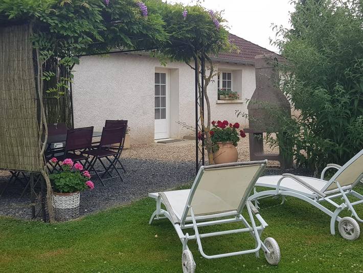 Gîte pour 5 personnes, avec Terrasse et Jardin
