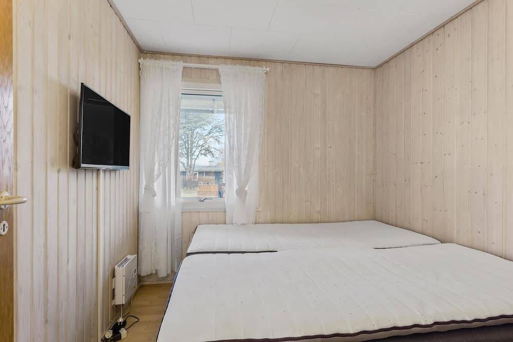 Cozy home in Svendborg with Wifi in Stenodden, Tåsinge