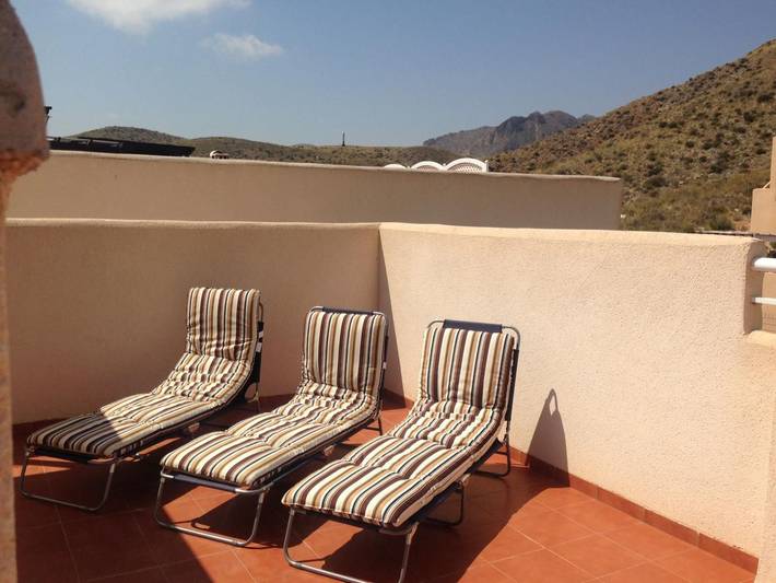 Gîte pour 2 personnes, avec Balcon ainsi que Terrasse et Piscine à La Azohía