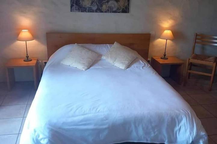 Location de vacances pour 2 personnes, avec jardin, animaux acceptés dans Sénaillac-Latronquière - 3