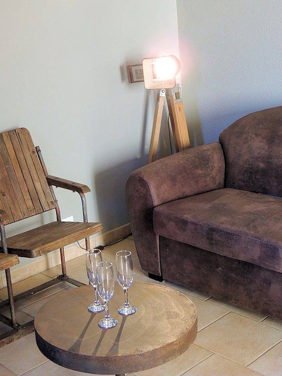 Gîte pour 4 personnes, avec terrasse ainsi que piscine et jardin dans les Alpes-de-Haute-Provence - 4