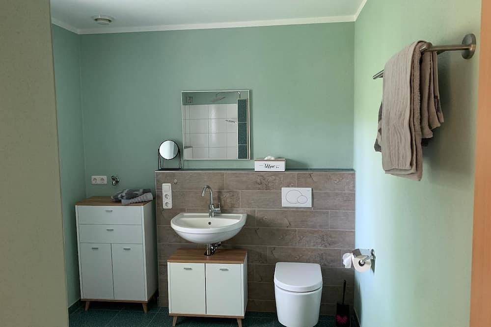 Ganze Wohnung, Gemütliches Feriendomizil (65 qm) mit großer Terasse in Schönberg (Bayern), Ostbayern