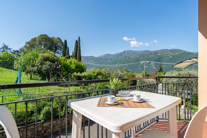 Gîte pour 3 personnes, avec terrasse et vue à Lierna - 2