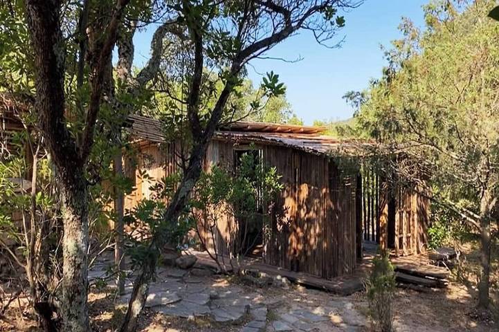 Cottage for 2 people, with garden, with pets in Sardinia