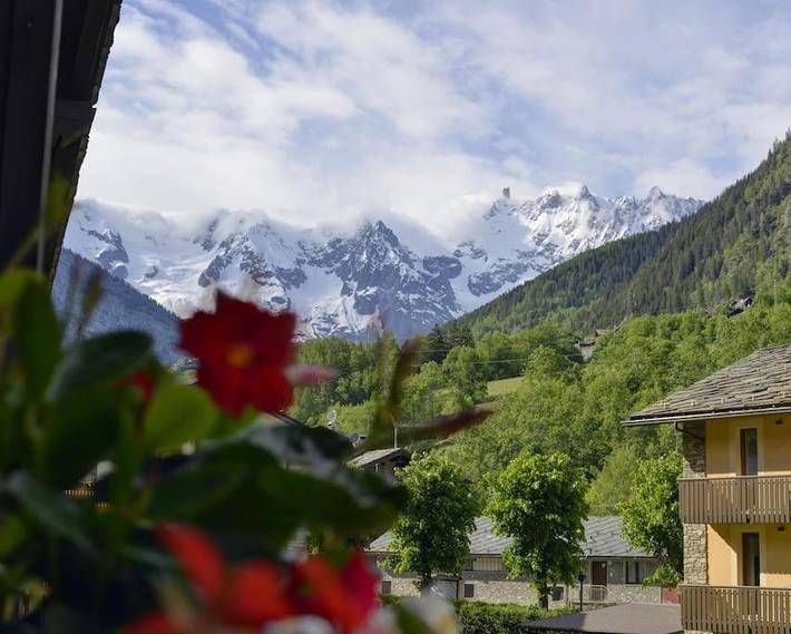 Gîte pour 4 personnes, avec terrasse et vue dans Pré-Saint-Didier - 3