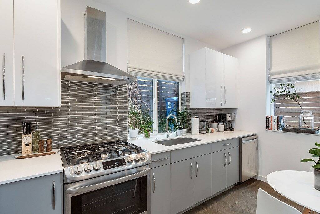 Perch - Belmont Boutique 2: 94 Walkscore! Space Needle Rooftop Views in Seattle, King County