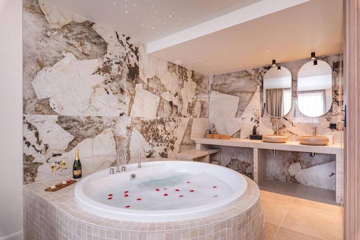 Appartement de vacances pour 2 personnes, avec jacuzzi, animaux acceptés