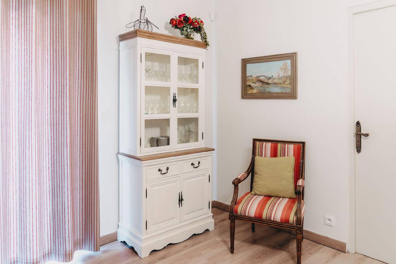 Ganze Ferienwohnung, Charmante Ferienwohnung auf Landgut bei Narbonne mit Terrasse, Pool, großer Garten in Armissan, Narbonne und Umgebung