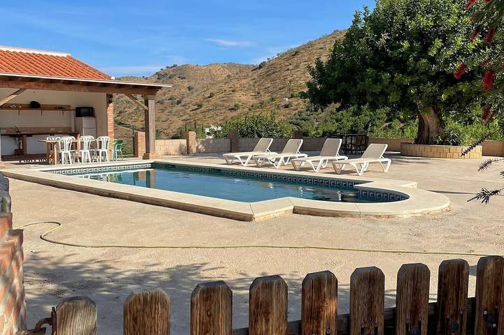 Hütte für 8 Personen, mit Haustier in Álora