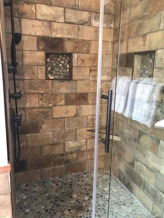 Vacation rental for 5 people, with balcony in Mendocino