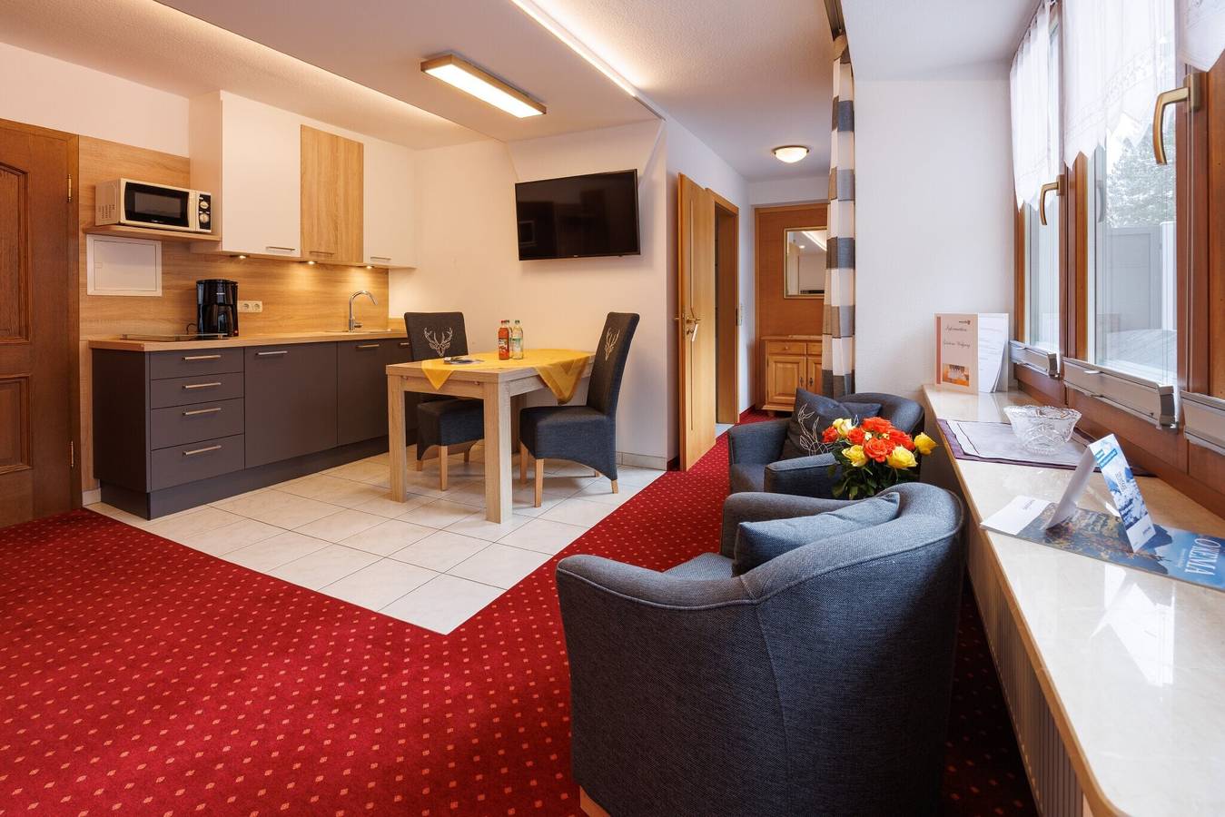 Ganzes Studio, Einzimmerapartment 'Gästehaus Wolfgang Königsee -8-' mit Bergblick, Terrasse und Wi-Fi in Ruhpolding, Bayerische Alpen