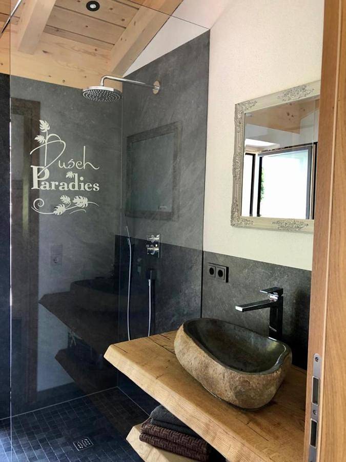 Ferienwohnung für 2 Personen, mit Balkon und Terrasse sowie Garten und Ausblick in Hausham - 2