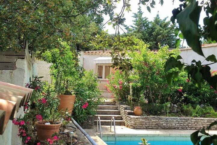 Ferienhaus für 3 Personen, mit Terrasse und Garten - 1