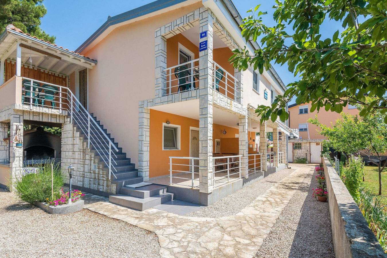 Appartamento vacanze a Vir a partire da 100€ a notte