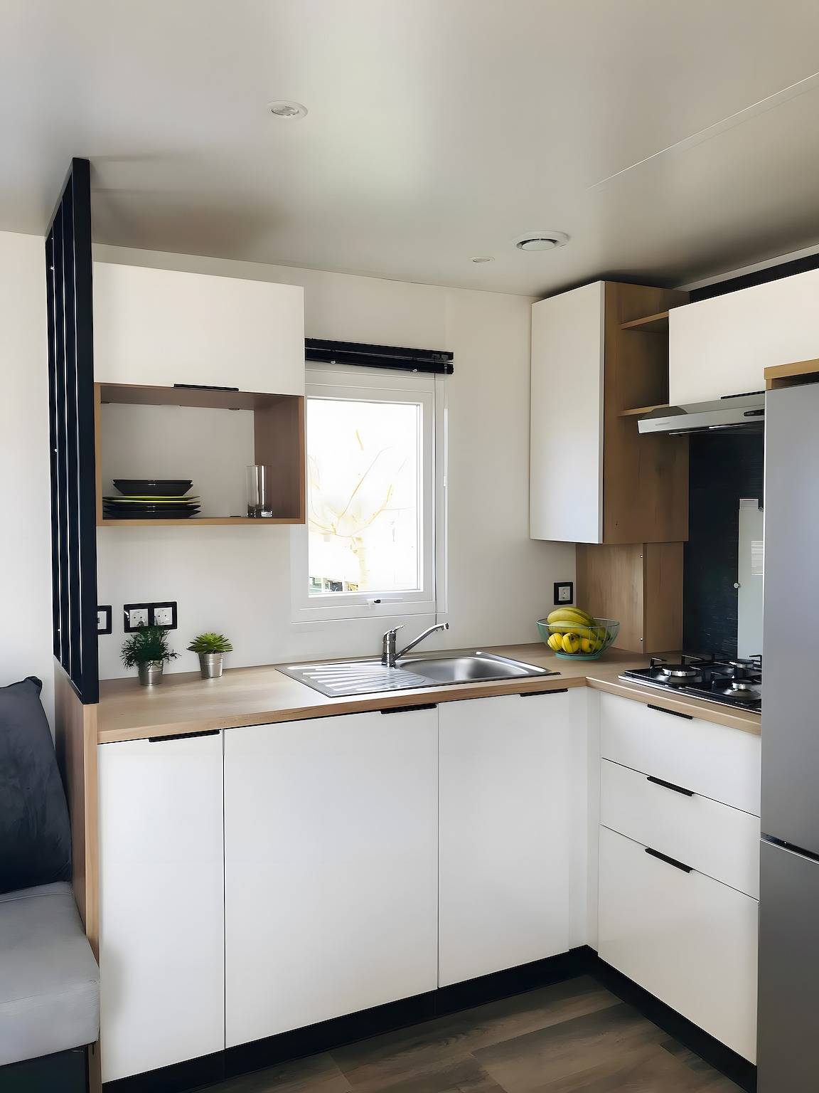 Mobile Home 'Mobilhome Confort 6 Personnes 71' with Private Terrace, Private Garden and Wi-Fi in Bretagne-d'Armagnac, Gers