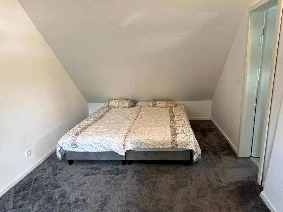 Ganze Wohnung, Two-Bedroom Apartment in Pinneberg, Kreis Pinneberg