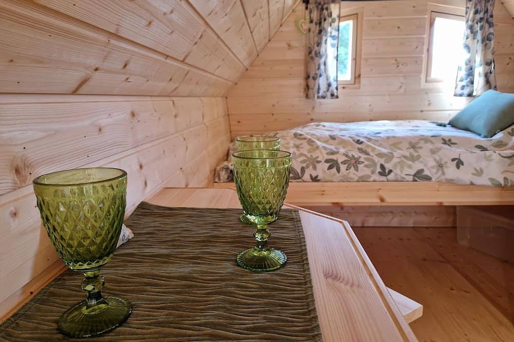 Cabane, Hébergement Insolite, Tout Confort Jusqu'à 3 Personnes in Vignot, Commercy region