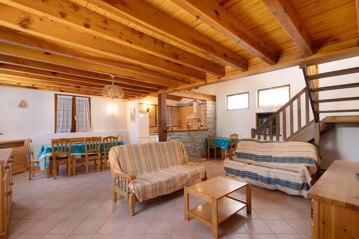 Maison de village Le Galbe – 3 Schlafzimmer mit Garten und Garage, ideal für Familienurlaub in Fontrabiouse, Parc naturel régional des Pyrénées catalanes