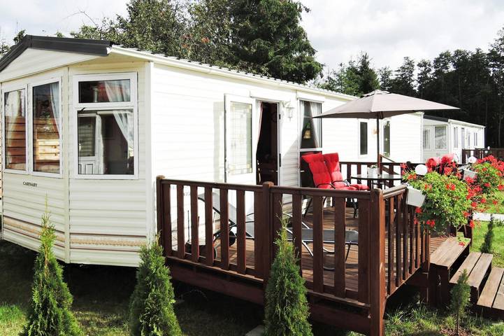 Camping für 4 Personen, mit Terrasse im Stettiner Haff