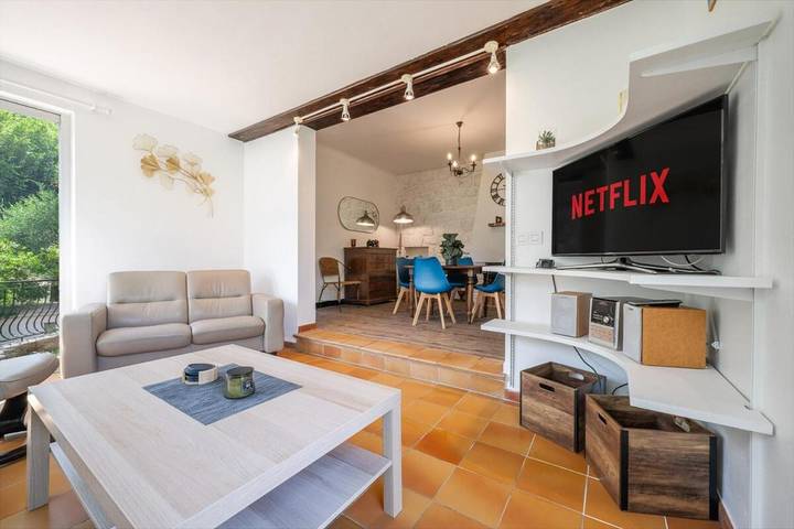 Gîte pour 4 personnes, avec jardin et vue, animaux acceptés à Gorbio