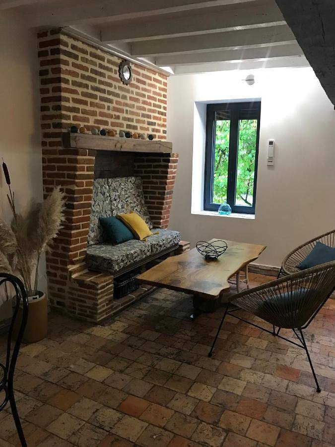 Location de vacances pour 6 personnes, avec vue et jardin dans La Chapelle-d'Angillon