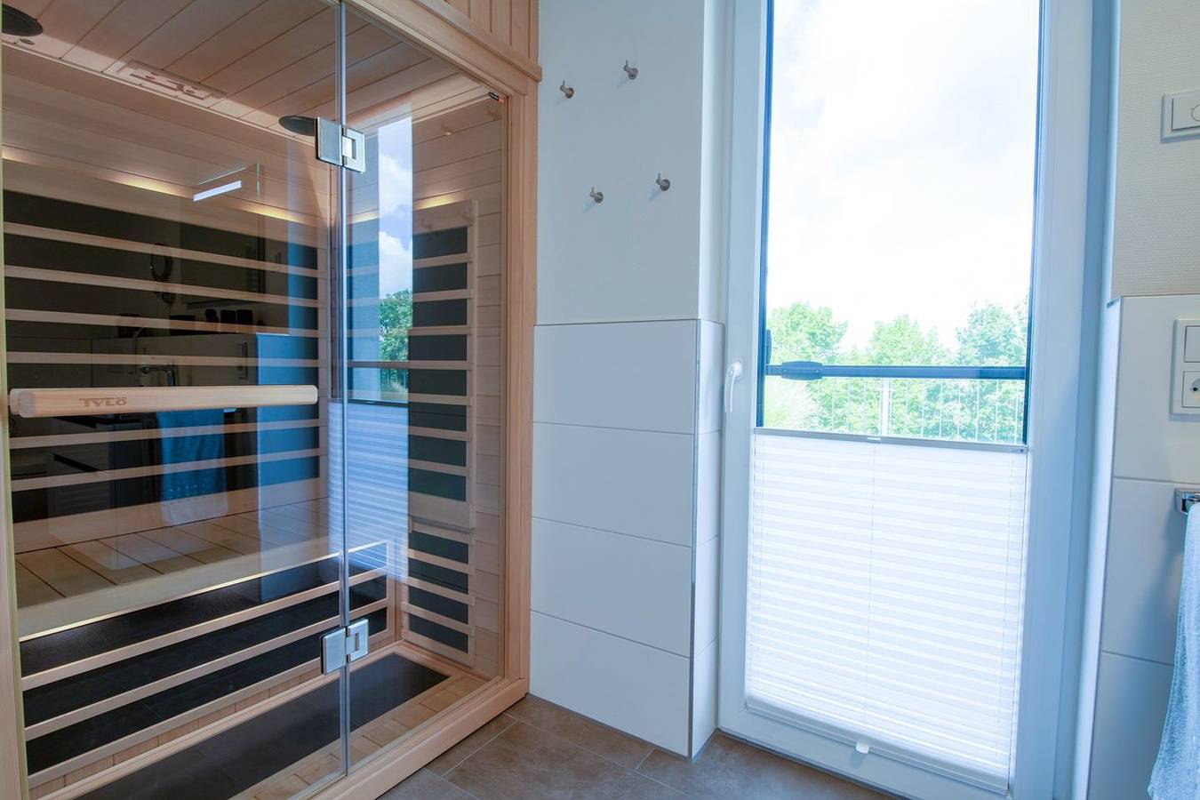 Ganze Wohnung, Sielhuus 11 – Dachterrasse. Whirlpool. Infrarotsauna. Nordsee. in Fedderwardersiel, Butjadingen