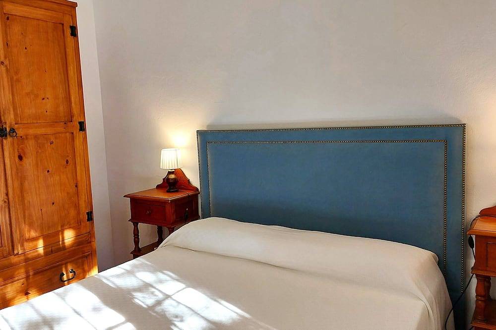 Andalusisches Haus in Malaga, Wifi, Terrasse, Garten, Schwimmbad Bbq Klimaanlage in Málaga (Este), Malaga