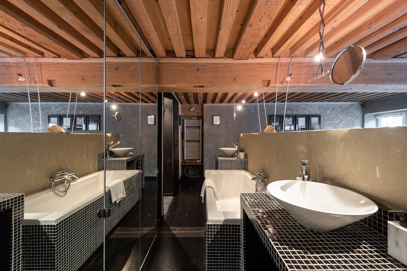 Appartement entier, Art & Soie - Appt d’exception avec terrasse – Croix-Rousse in Lyon, Lyon et ses environs