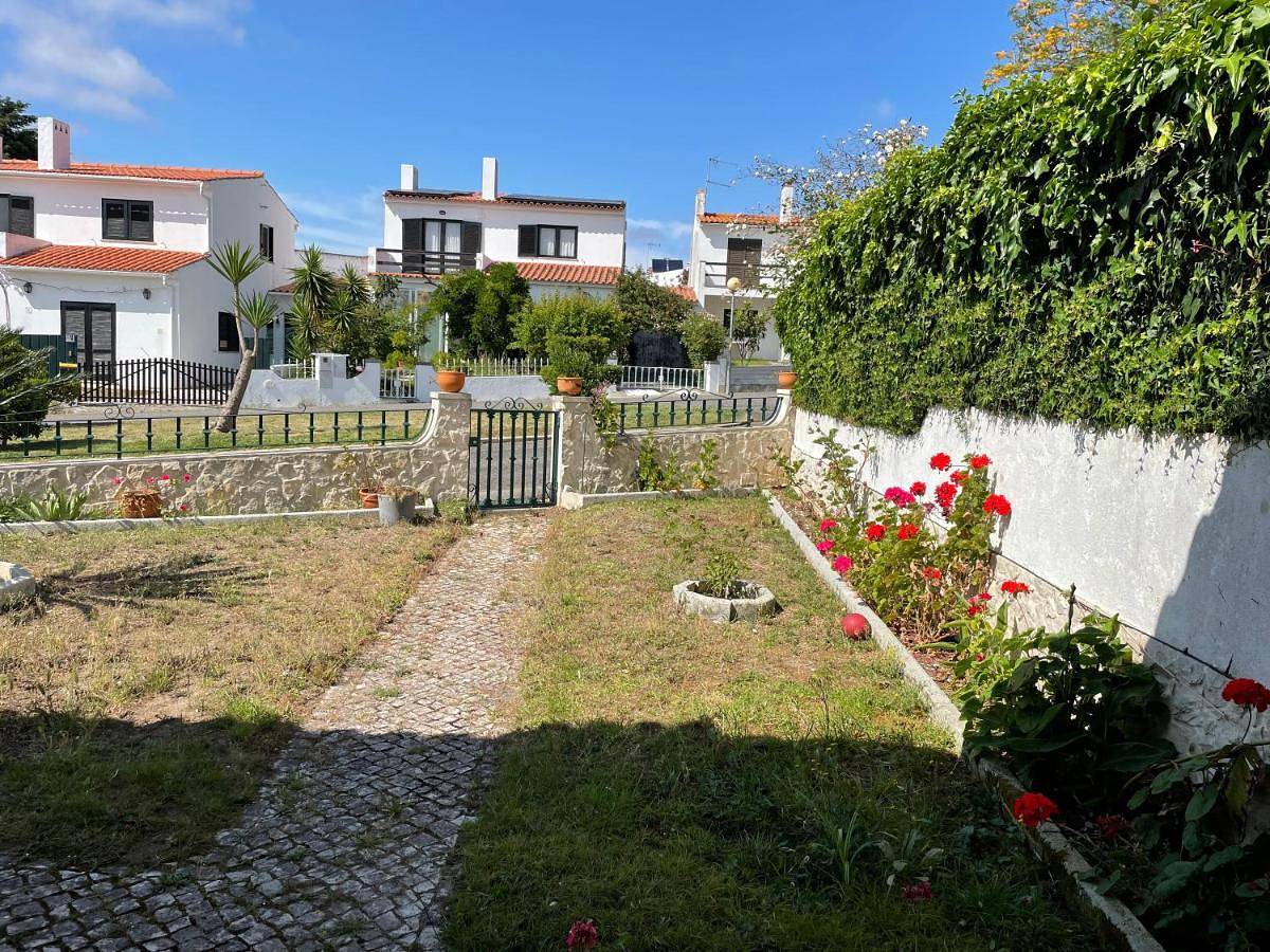 Fountain of Happiness in Óbidos, Leiria distrito