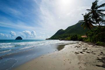 Location de vacances pour 16 personnes, avec piscine ainsi que jardin et vue dans Anse Caffard