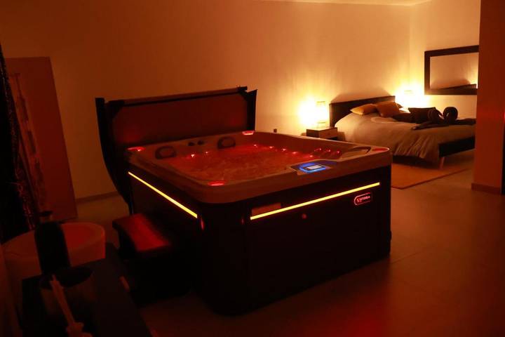 Location de vacances pour 2 personnes, avec terrasse et jacuzzi à Urschenheim - 2