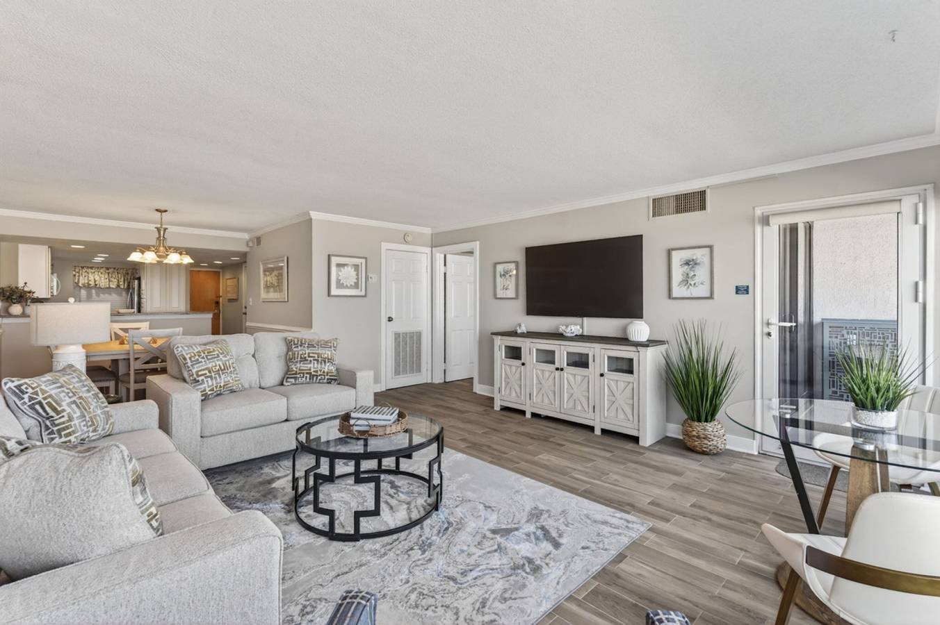 Apartamento entero, Beachfront Condo/ Pool/ Surfing/ Fishing Ew 204 in Virginia Beach