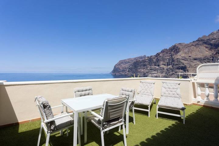 Ferienwohnung für 4 Personen, mit Balkon/Terrasse und Pool - 1